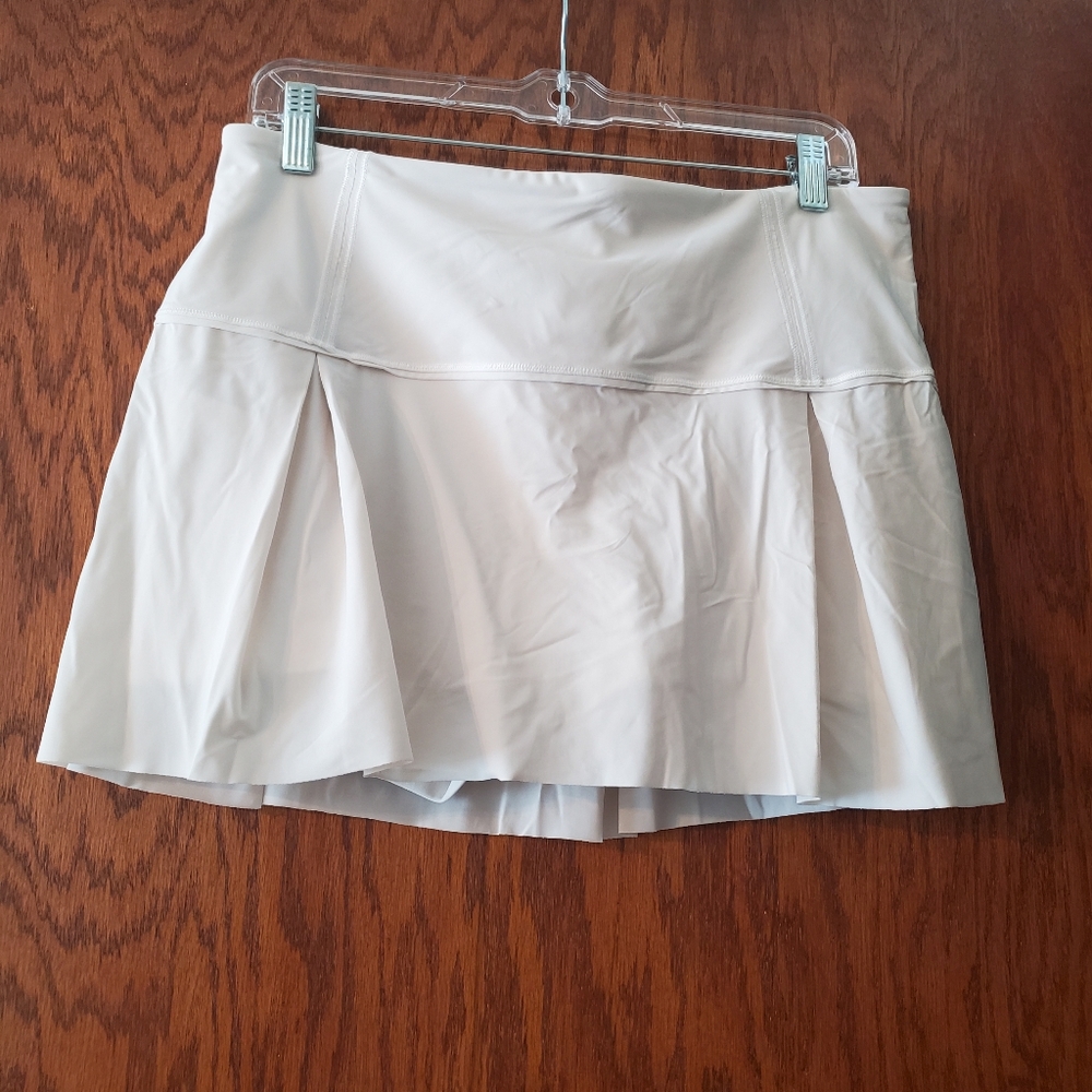 Lululemon Lost in Pace Skirt white 10